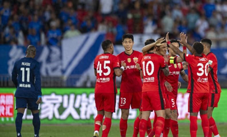 杏彩体育入口-关于海港3-0大胜！中超半程大变天，国安35分夺冠，18岁新星射手榜第3的信息