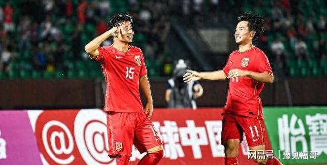 88分钟绝杀！中国男足2-1掀翻亚洲冠军球迷沸腾了下轮的简单介绍